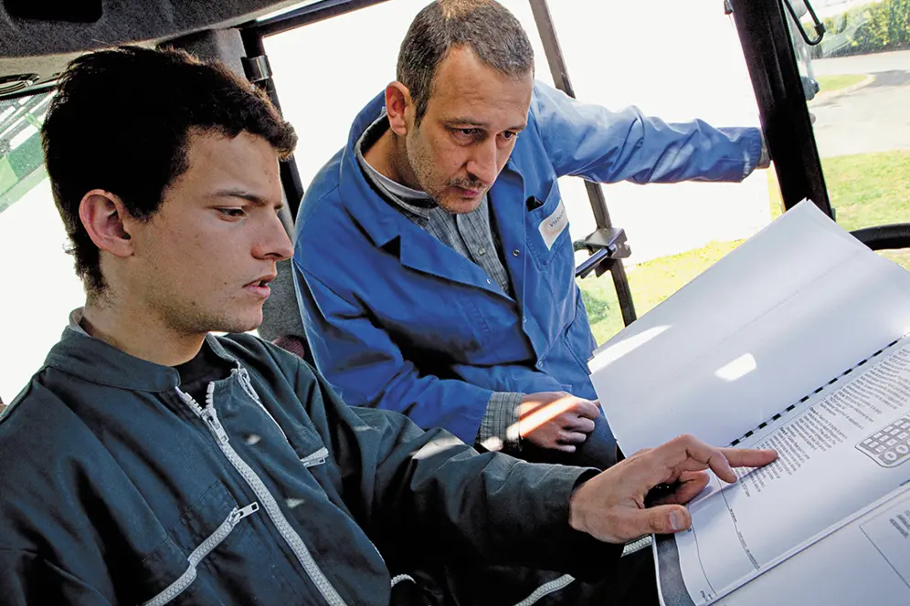 Un élève en BTS agroéquipement doit diagnostiquer une panne sur un tracteur