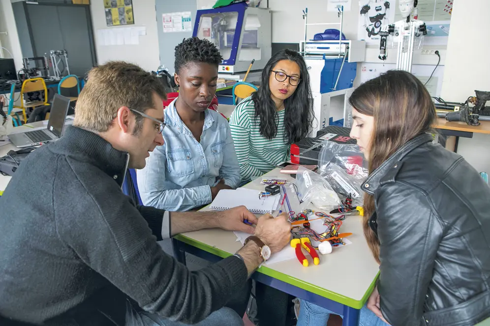 Près de 500 étudiants handicapés osent les écoles d’ingénieurs. 