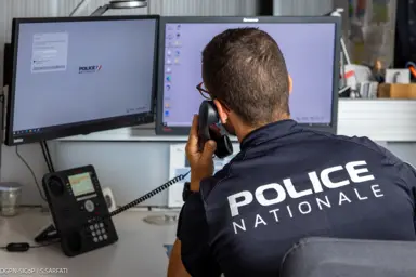 Policier enquêteur / Policière enquêtrice